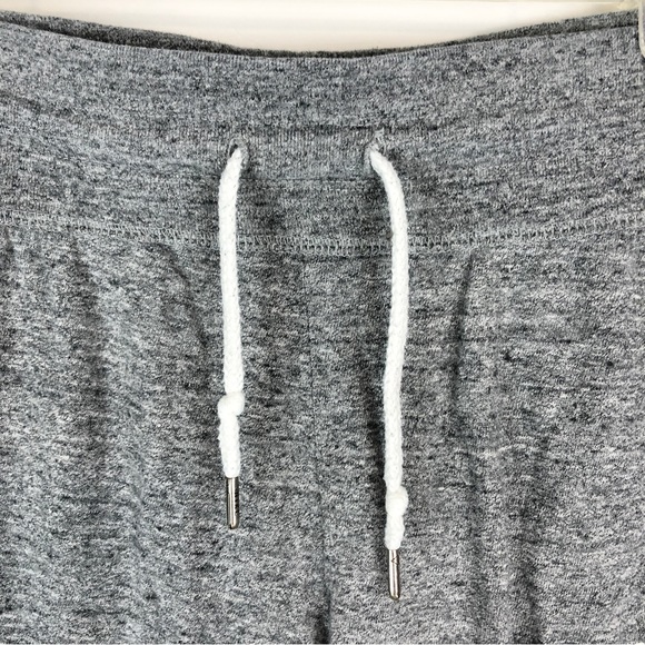 Nike Gray Cropped Sweatpants Jogger with Drawstring - Picture 3 of 9